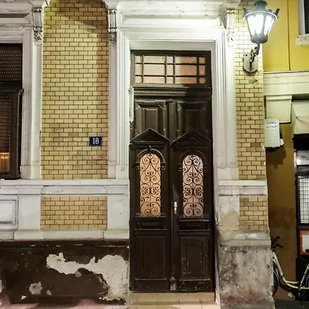 Hideaway Apartment